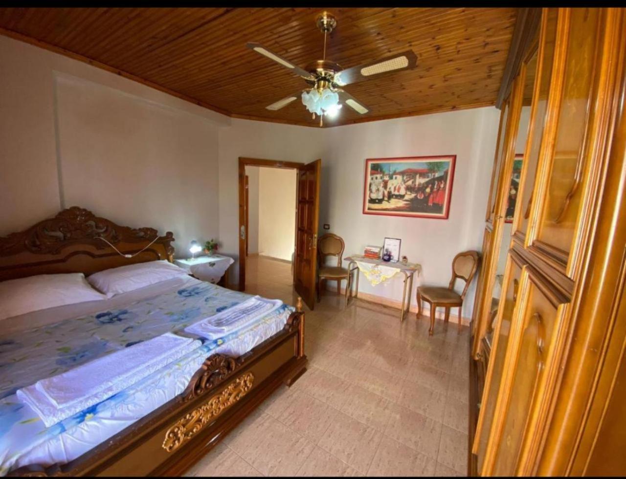 Gather Inn Guest House Shkodër Eksteriør billede