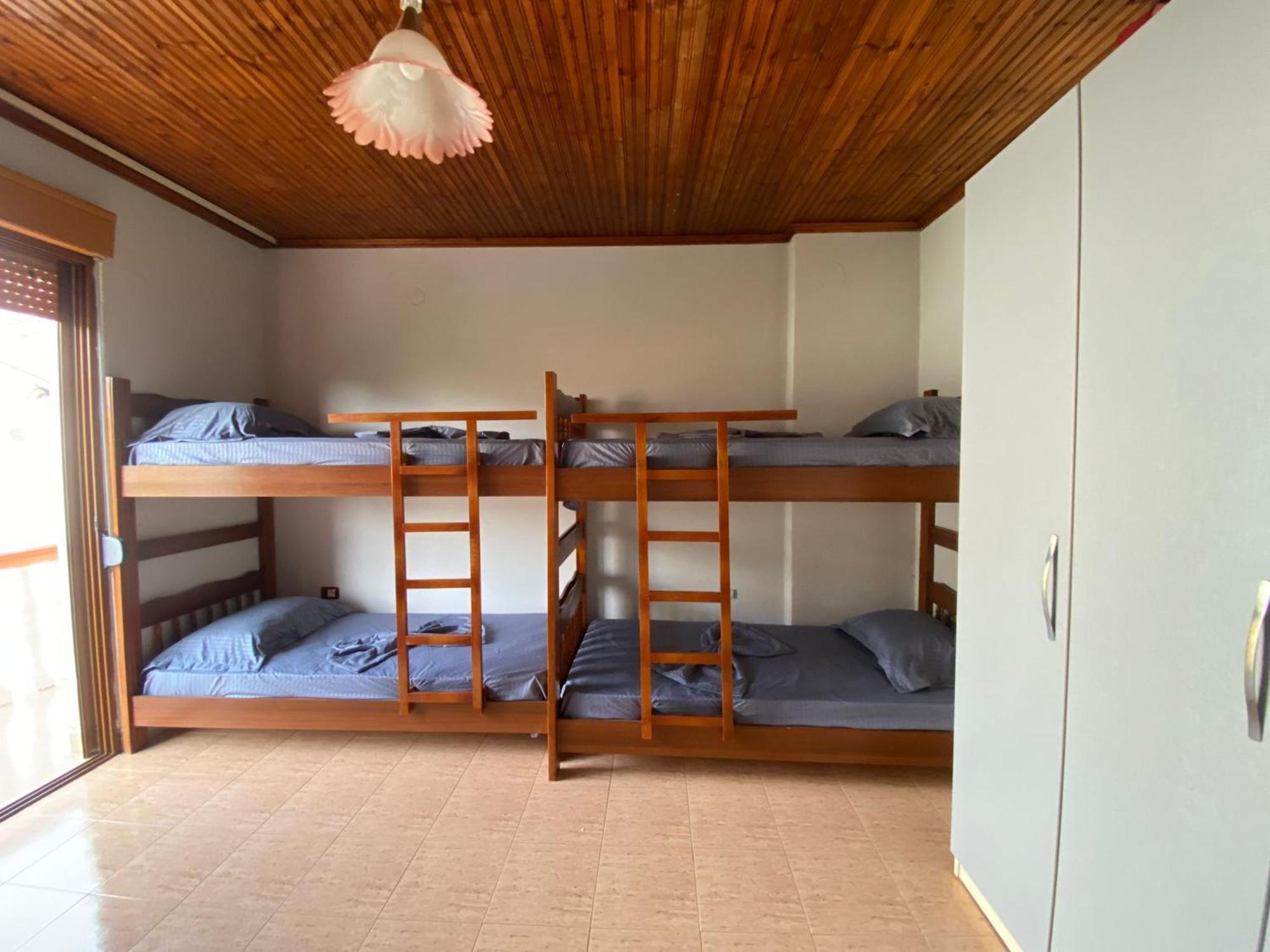 Gather Inn Guest House Shkodër Eksteriør billede